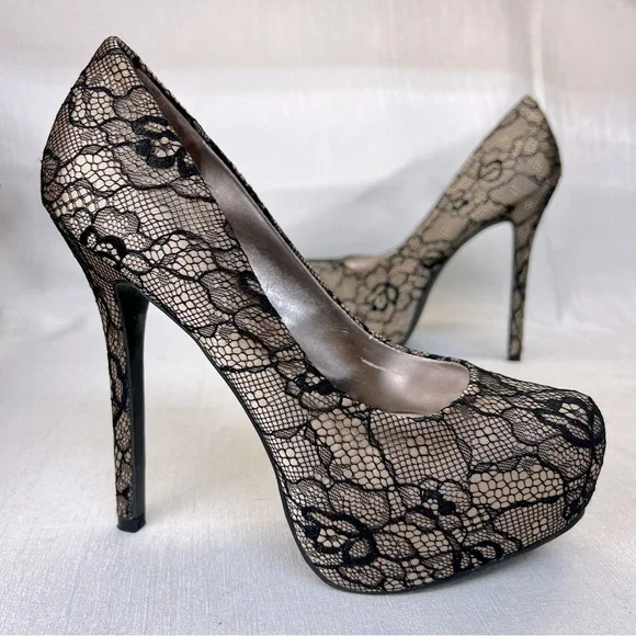 thumbnail image 2 of Steve Madden Bone Skyrise Platform 9.5 2 of 11